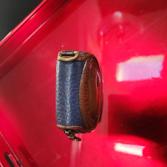 riri Vintage Dooney & Bourke Navy & British Tan BIG Duck Coin Purse Mini Wallet. - Picture 4 of 4